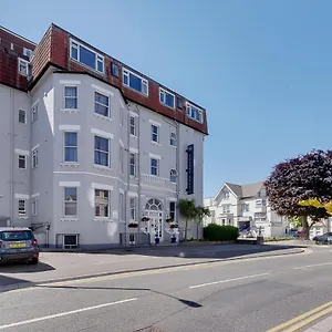 https://bourne-hall-hotel.bournemouth-hotels.org